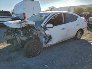 Nissan Versa S 1.6L 4 2014
