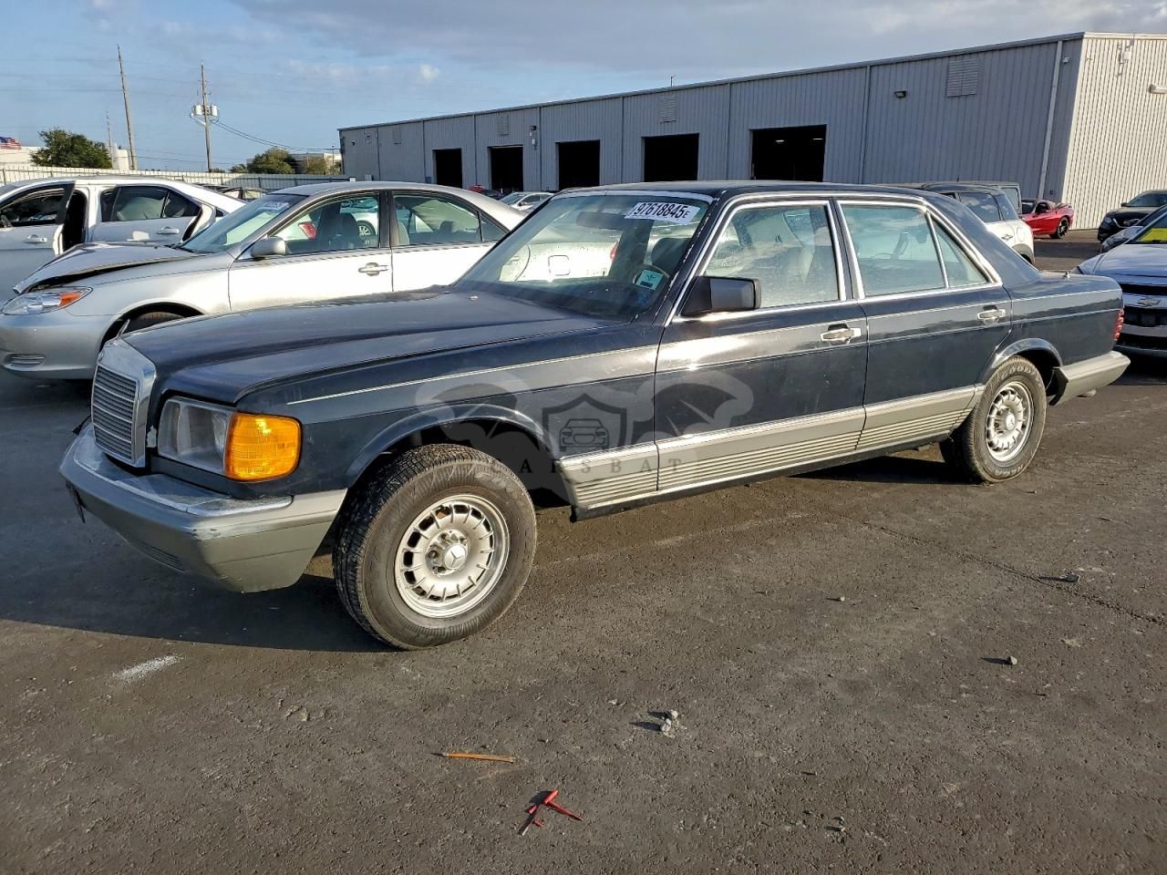 Mercedes-Benz 380 1983