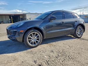 Porsche Macan 2.0L 4 2018