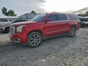 GMC Yukon DENALI 6.2L 8 2015