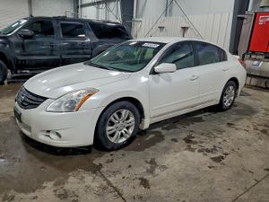 Nissan Altima BASE 2.5L 4 2012
