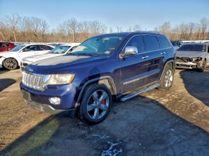 Jeep Grand Cherokee OVERLAND 5.7L 8 2013