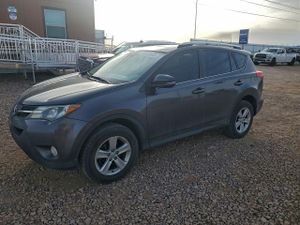 Toyota Rav4 XLE 2.5L 4 2014