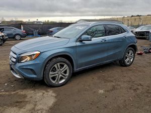 Mercedes-Benz GLA 250 4MATIC 2.0L 4 2015