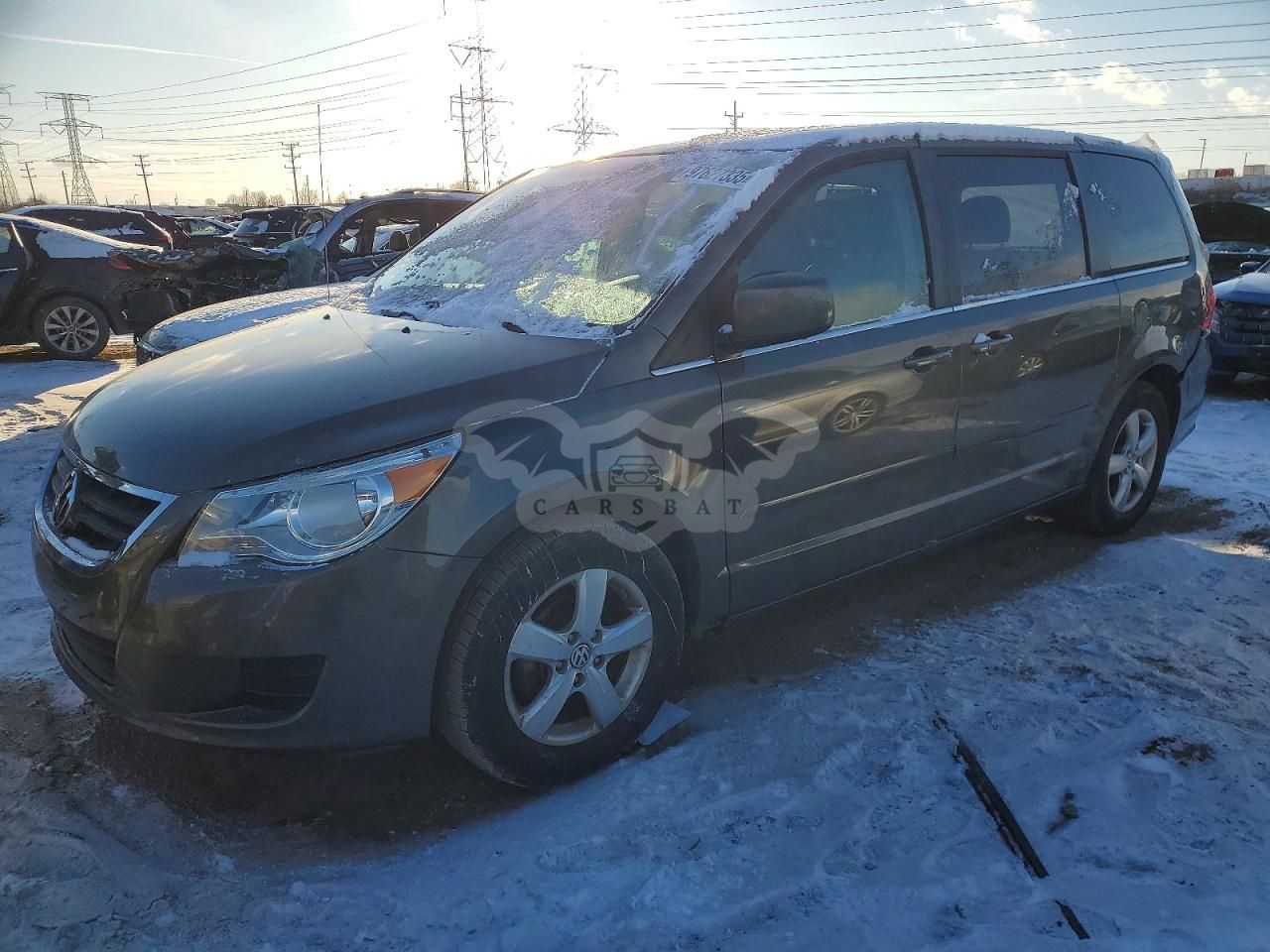 Volkswagen Routan SE 3.8L 6 2010