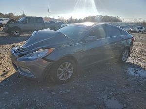 Hyundai Sonata GLS 2.4L 4 2013