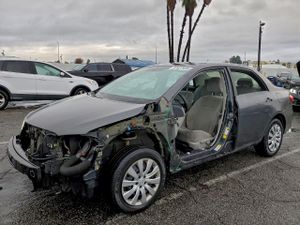 Toyota Corolla BASE 1.8L 4 2012