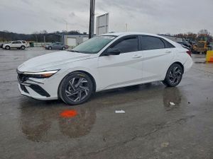 Hyundai Elantra SEL SPORT 2.0L 4 2025