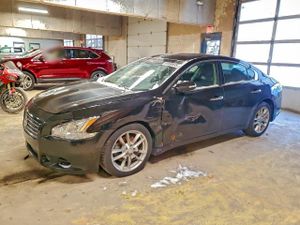 Nissan Maxima S 3.5L 6 2010