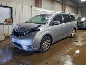 Toyota Sienna XLE 3.5L 6 2012