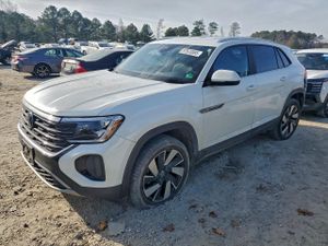 Volkswagen Atlas SE 2.0L 4 2024