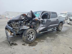 Toyota Tacoma DOUBLE CAB 2.7L 4 2014