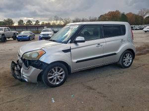 Kia Soul + 2.0L 4 2012