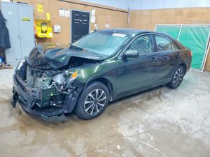 Toyota Camry BASE 2.5L 4 2010