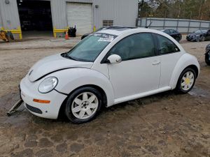 Volkswagen Beetle 2.5L 5 2010