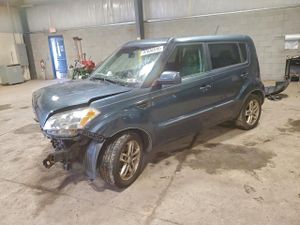 Kia Soul + 2.0L 4 2011