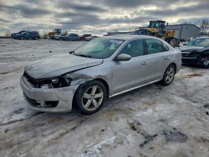 Volkswagen Passat SE 2.5L 5 2012