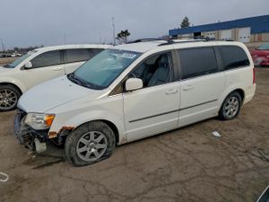 Chrysler Town & Country TOURING 3.8L 6 2010