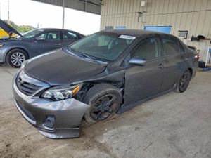 Toyota Corolla BASE 1.8L 4 2013