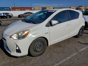 Toyota Prius 1.5L 4 2014