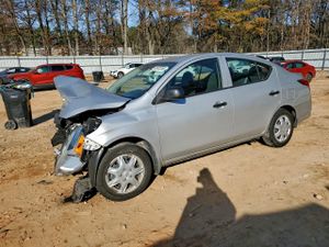 Nissan Versa S 1.6L 4 2015