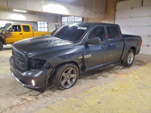 RAM 1500 ST 5.7L 8 2014