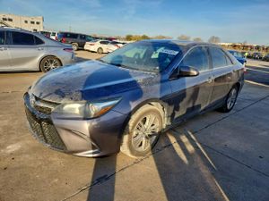 Toyota Camry LE 2.5L 4 2015