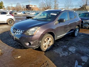 Nissan Rogue S 2.5L 4 2015