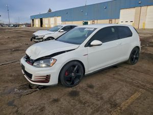 Volkswagen Golf 2 L 4 2015