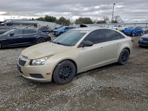 Chevrolet Cruze LS 1.8L 4 2014