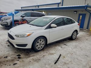 Ford Focus SE 2.0L 4 2015