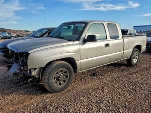 Chevrolet Silverado 1500 C1500 4.8L 8 2003