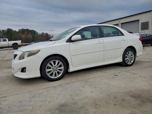 Toyota Corolla BASE 1.8L 4 2010