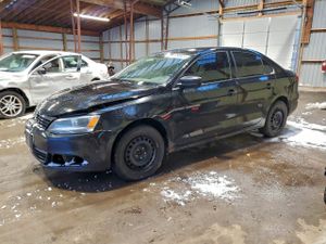 Volkswagen Jetta BASE 2.0L 4 2013