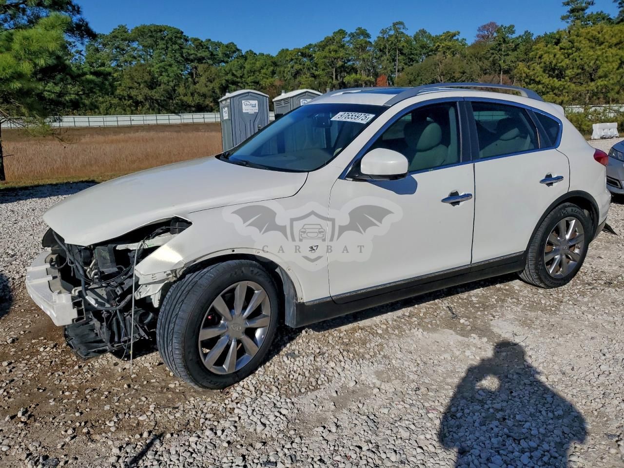 Infiniti QX50 3.7L 6 2015