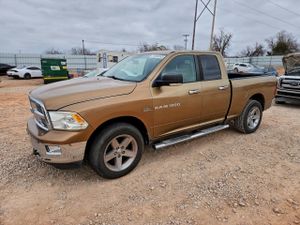 Dodge RAM 5.7L 8 2011