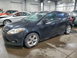 Ford Focus SE 2.0L 4 2013