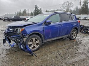 Toyota Rav4 XLE 2.5L 4 2015