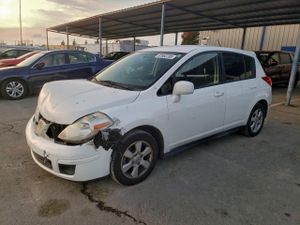 Nissan Versa S 1.8L 4 2012