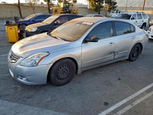 Nissan Altima BASE 2.5L 4 2011