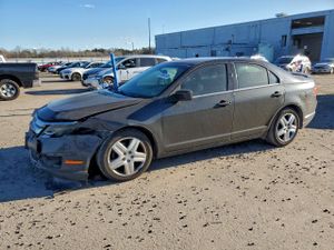 Ford Fusion SE 2.5L 4 2010