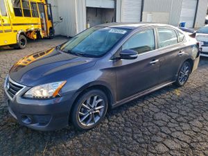 Nissan Sentra S 1.8L 4 2015