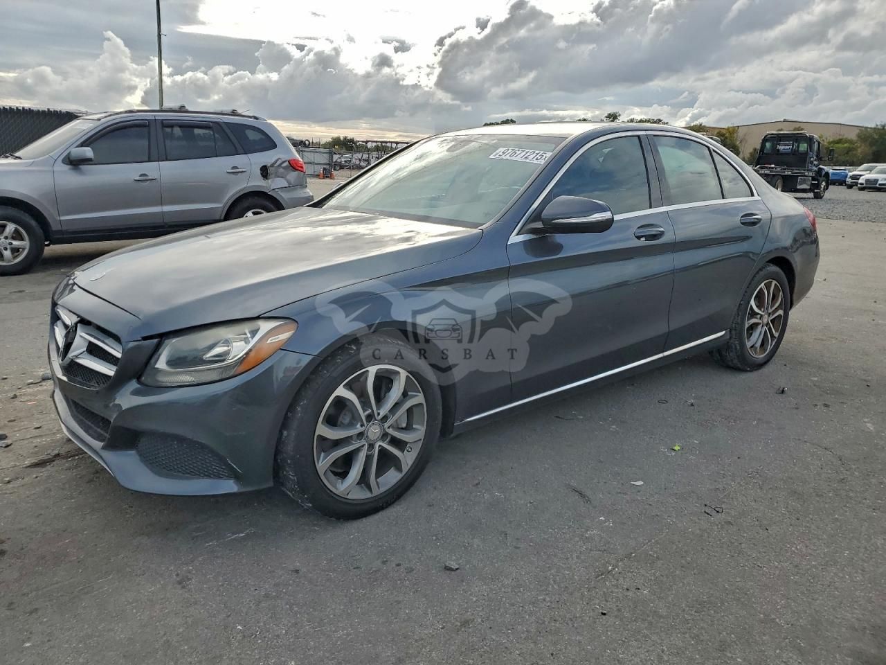 Mercedes-Benz C 300 2.0L 4 2015