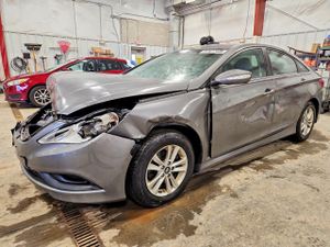 Hyundai Sonata GLS 2.4L 4 2014