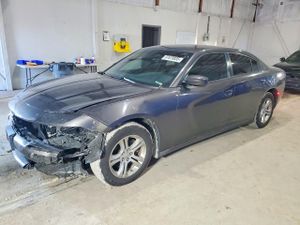 Dodge Challenger SE 3.6L 6 2015