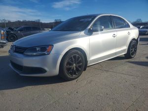 Volkswagen Jetta SE 2.5L 5 2013