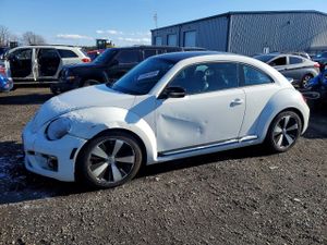 Volkswagen Beetle TURBO 2.0L 4 2013