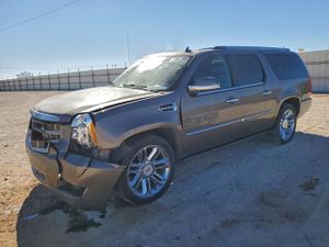 Cadillac Escalade ESV PLATINUM 6.2L 8 2011