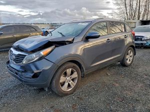 Kia Spectra BASE 2.4L 4 2013