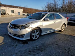 Toyota Camry L 2.5L 4 2014